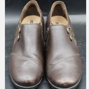 Clarks Artisan Footwear Women’s Size 8 Shoes Brown Leather Clogs